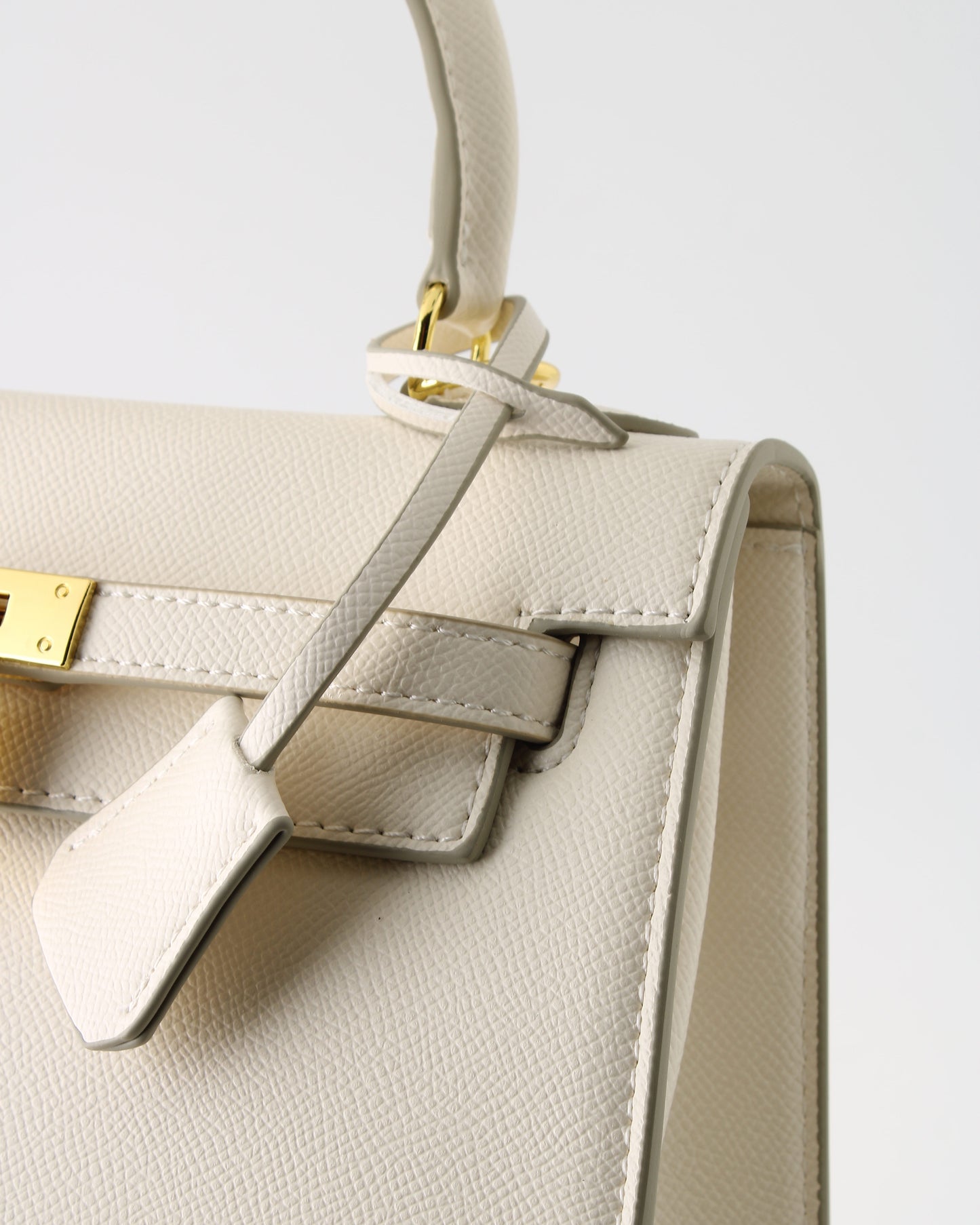 Chrisbella Heris Blanc